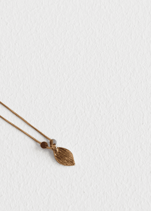 4. Accessories & Gifts - Necklace